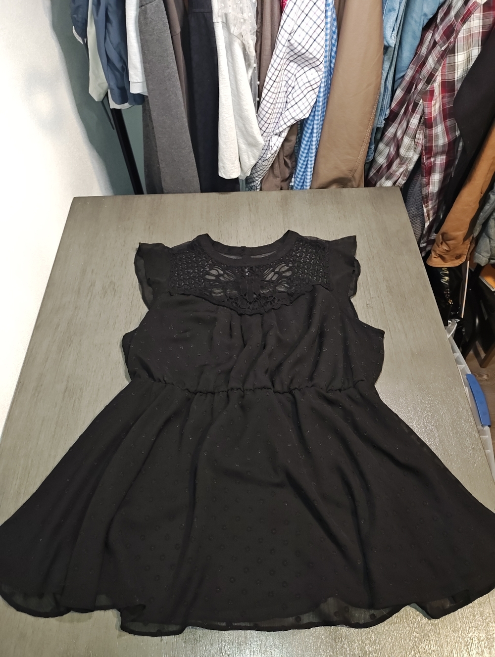 torrid Black Lace Yoke Flutter Short Sleeve Top